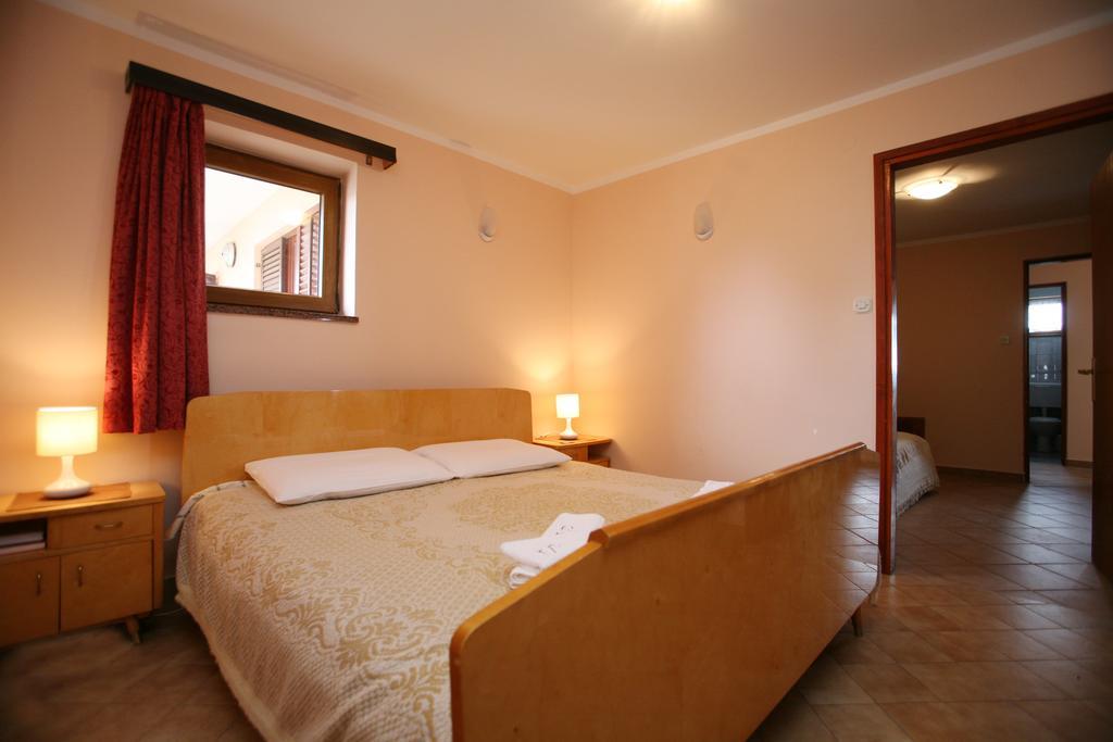 Apartments Neda - Porec South Poreč Quarto foto