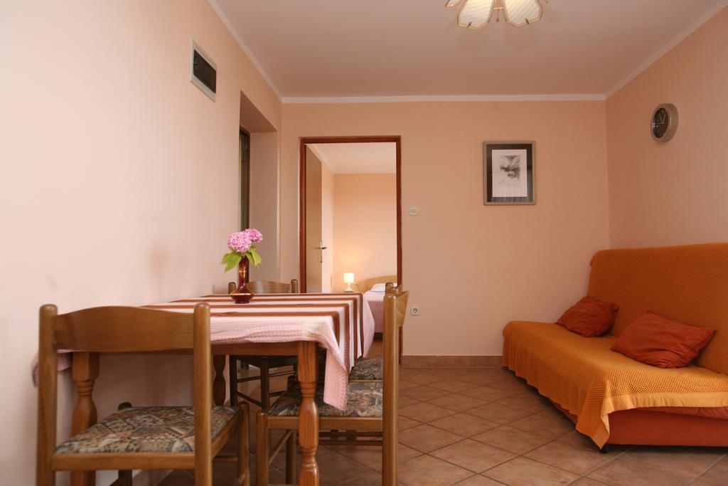Apartments Neda - Porec South Poreč Quarto foto