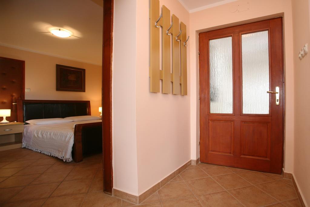 Apartments Neda - Porec South Poreč Quarto foto